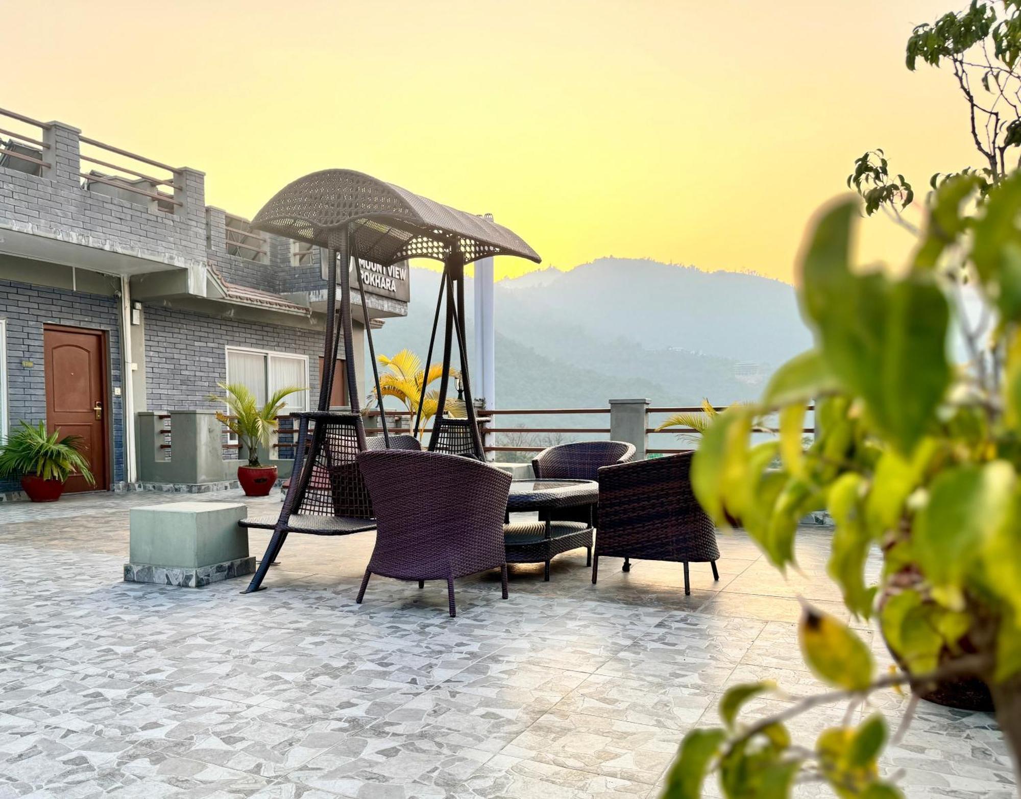 Mount View Pokhara Hotel Luaran gambar