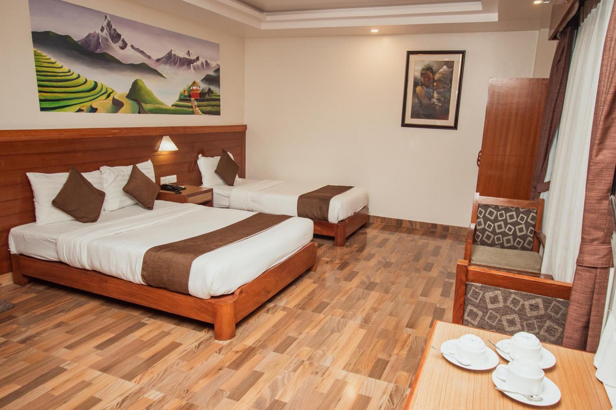 Mount View Pokhara Hotel Luaran gambar