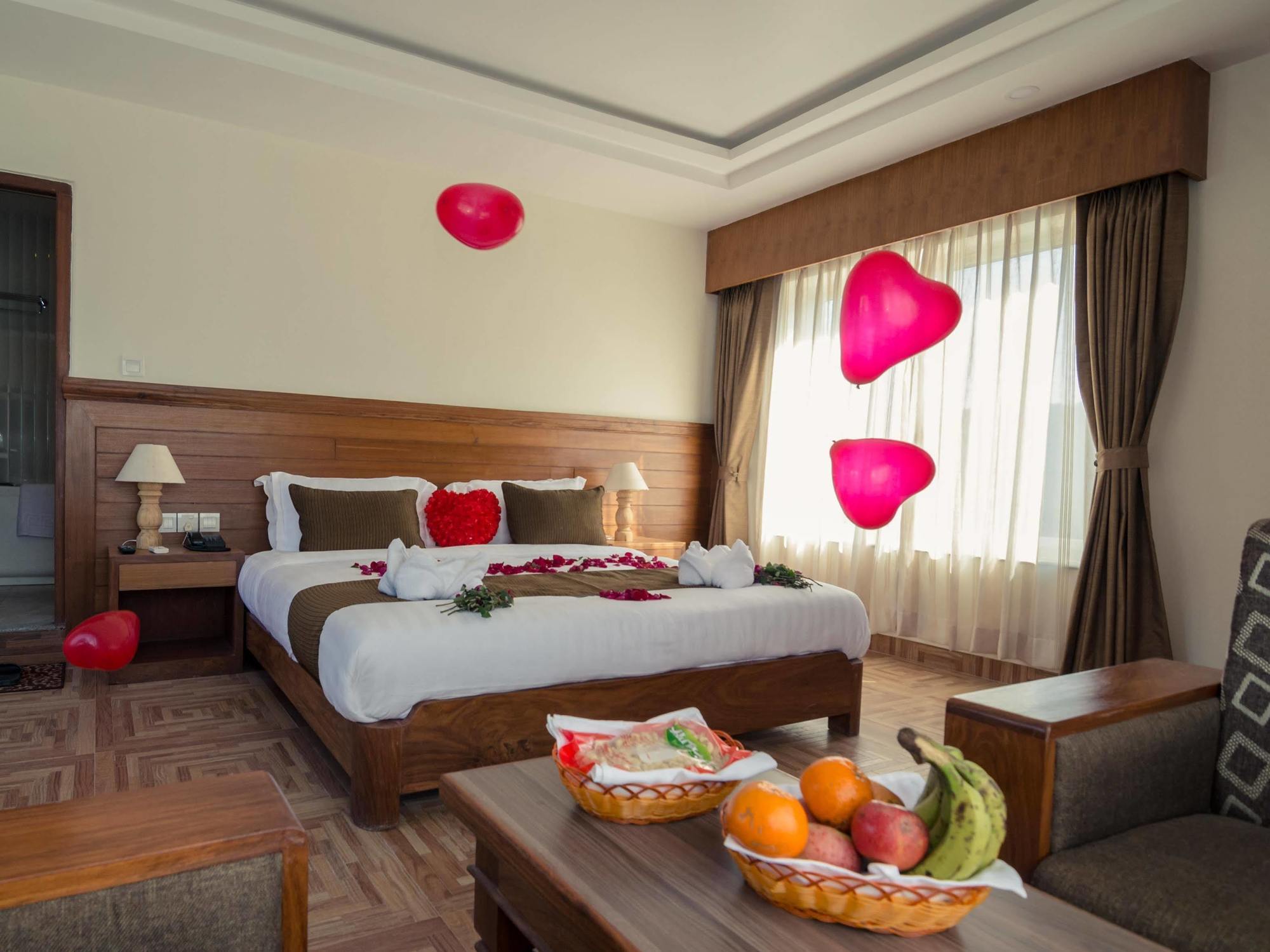 Mount View Pokhara Hotel Luaran gambar